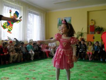 MŠ Kolkáreň Podbrezová - Karneval MŠ Kolkáreň Podbrezová - Karneval