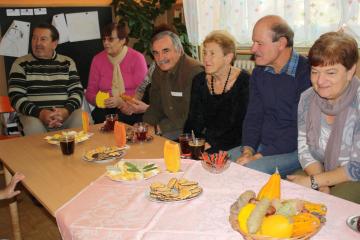 Mesiac úcty k starším 2015 Mesiac úcty k starším 2015