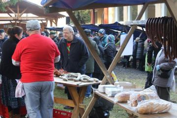 PODBREZOVSKÝ JARMOK 10. 12. 2016 PODBREZOVSKÝ JARMOK 10. 12. 2016