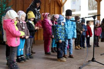 PODBREZOVSKÝ JARMOK 10. 12. 2016 PODBREZOVSKÝ JARMOK 10. 12. 2016