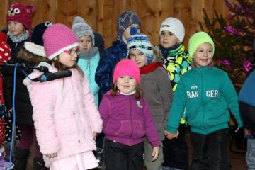 PODBREZOVSKÝ JARMOK 10. 12. 2016 PODBREZOVSKÝ JARMOK 10. 12. 2016