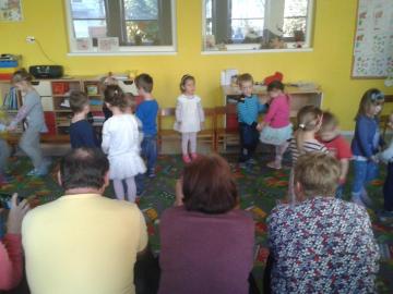 Vystúpenie pre starých rodičov Vystúpenie pre starých rodičov