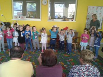 Vystúpenie pre starých rodičov Vystúpenie pre starých rodičov