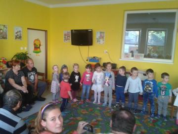 Vystúpenie pre starých rodičov Vystúpenie pre starých rodičov