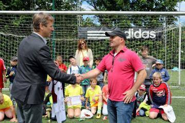 FUTBALOVÝ TURNAJ O POHÁR STAROSTU OBCE PODBREZOVÁ FUTBALOVÝ TURNAJ O POHÁR STAROSTU OBCE PODBREZOVÁ