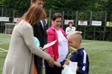 FUTBALOVÝ TURNAJ O POHÁR STAROSTU OBCE PODBREZOVÁ FUTBALOVÝ TURNAJ O POHÁR STAROSTU OBCE PODBREZOVÁ