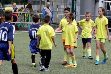 FUTBALOVÝ TURNAJ O POHÁR STAROSTU OBCE PODBREZOVÁ FUTBALOVÝ TURNAJ O POHÁR STAROSTU OBCE PODBREZOVÁ